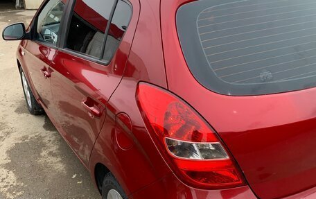 Hyundai i20 IB рестайлинг, 2010 год, 680 000 рублей, 5 фотография