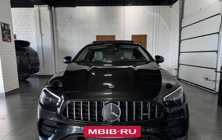 Mercedes-Benz E-Класс, 2021 год, 5 350 000 рублей, 4 фотография