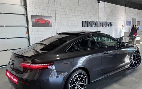 Mercedes-Benz E-Класс, 2021 год, 5 350 000 рублей, 10 фотография