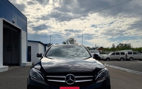 Mercedes-Benz C-Класс, 2017 год, 1 850 000 рублей, 3 фотография