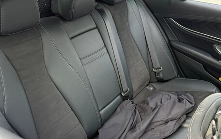 Mercedes-Benz E-Класс, 2018 год, 3 400 000 рублей, 4 фотография