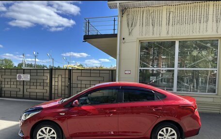 Hyundai Solaris II рестайлинг, 2018 год, 825 000 рублей, 10 фотография
