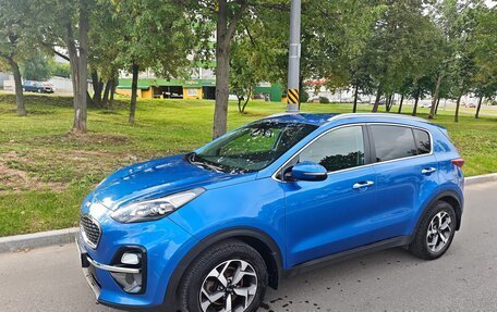 KIA Sportage IV рестайлинг, 2020 год, 2 300 000 рублей, 2 фотография