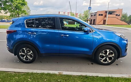 KIA Sportage IV рестайлинг, 2020 год, 2 300 000 рублей, 6 фотография