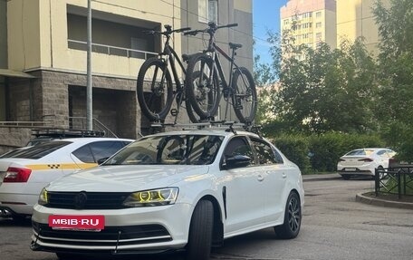 Volkswagen Jetta VI, 2017 год, 1 600 000 рублей, 10 фотография