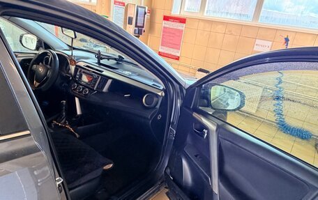 Toyota RAV4, 2015 год, 2 100 000 рублей, 3 фотография