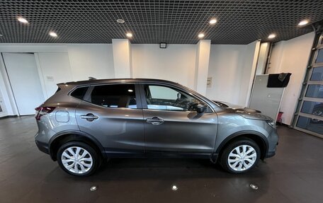 Nissan Qashqai, 2021 год, 1 990 000 рублей, 2 фотография