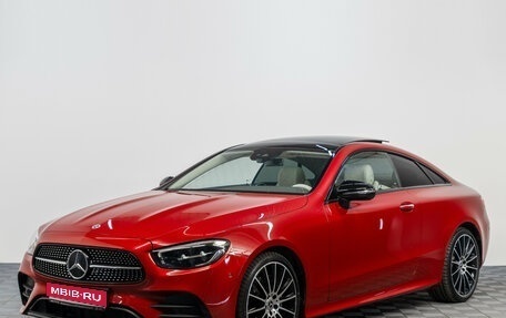 Mercedes-Benz E-Класс, 2022 год, 6 490 000 рублей, 1 фотография