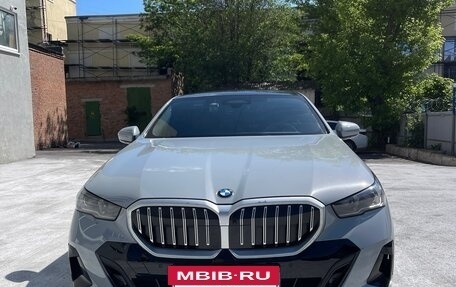 BMW 5 серия, 2023 год, 8 000 000 рублей, 7 фотография