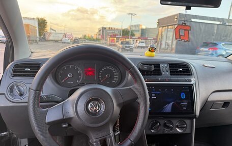 Volkswagen Polo VI (EU Market), 2013 год, 580 000 рублей, 2 фотография