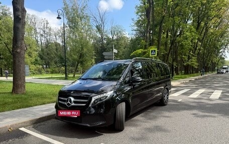Mercedes-Benz V-Класс, 2020 год, 7 550 000 рублей, 4 фотография