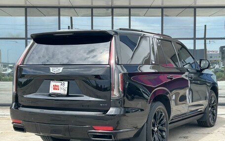 Cadillac Escalade V, 2023 год, 11 900 000 рублей, 5 фотография