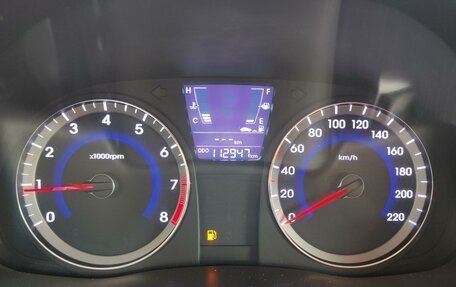 Hyundai Solaris II рестайлинг, 2013 год, 698 750 рублей, 9 фотография