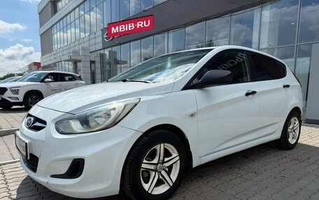 Hyundai Solaris II рестайлинг, 2012 год, 578 240 рублей, 3 фотография