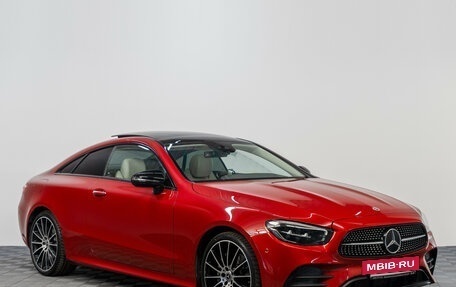 Mercedes-Benz E-Класс, 2022 год, 6 490 000 рублей, 3 фотография