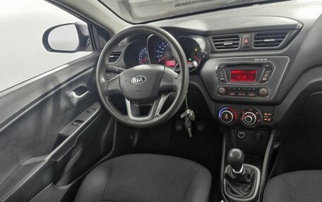 KIA Rio III рестайлинг, 2013 год, 549 000 рублей, 14 фотография
