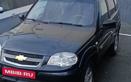 Chevrolet Niva I рестайлинг, 2013 год, 530 000 рублей, 2 фотография