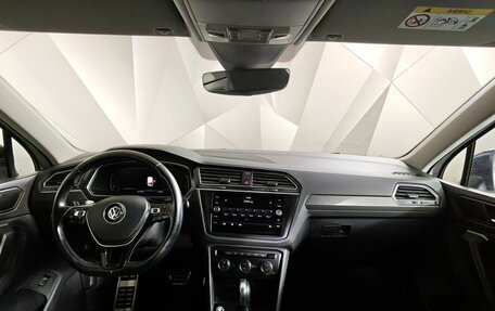 Volkswagen Tiguan II, 2020 год, 2 155 000 рублей, 14 фотография