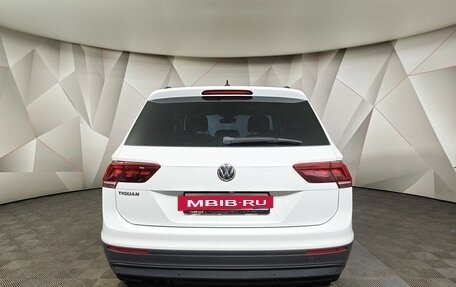 Volkswagen Tiguan II, 2020 год, 2 155 000 рублей, 8 фотография
