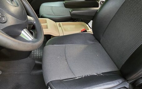 Mercedes-Benz Viano, 2012 год, 2 200 000 рублей, 9 фотография