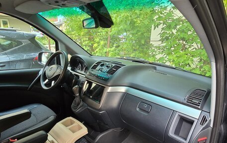 Mercedes-Benz Viano, 2012 год, 2 200 000 рублей, 14 фотография