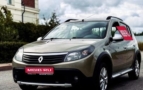 Renault Sandero I, 2012 год, 699 000 рублей, 1 фотография