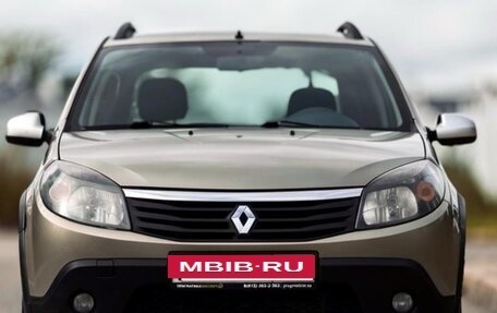 Renault Sandero I, 2012 год, 699 000 рублей, 2 фотография