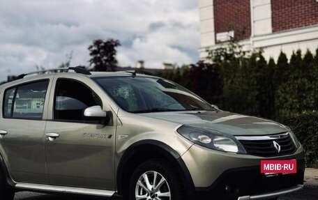 Renault Sandero I, 2012 год, 699 000 рублей, 3 фотография