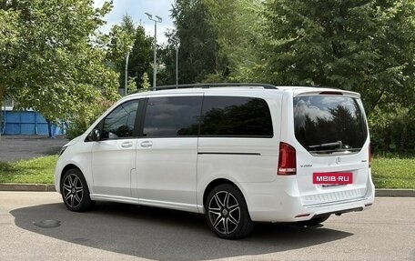 Mercedes-Benz V-Класс, 2018 год, 5 350 000 рублей, 3 фотография