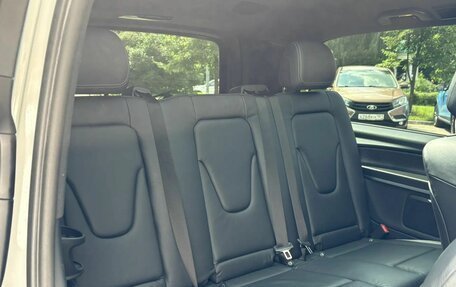 Mercedes-Benz V-Класс, 2018 год, 5 350 000 рублей, 15 фотография
