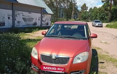 Skoda Fabia II, 2007 год, 450 000 рублей, 2 фотография