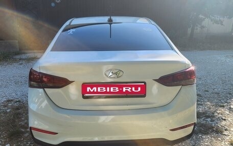 Hyundai Solaris II рестайлинг, 2019 год, 700 000 рублей, 7 фотография