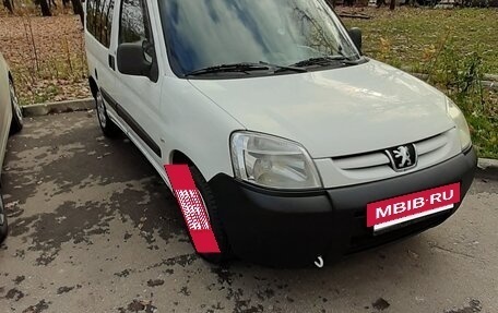 Peugeot Partner II рестайлинг 2, 2010 год, 200 000 рублей, 2 фотография