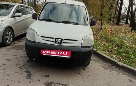 Peugeot Partner II рестайлинг 2, 2010 год, 200 000 рублей, 8 фотография