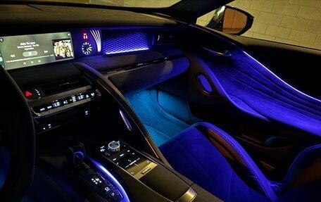 Lexus LC I, 2017 год, 11 000 000 рублей, 18 фотография