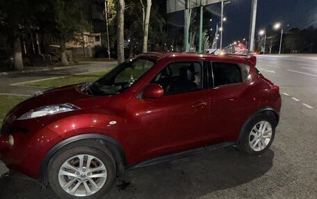 Nissan Juke II, 2010 год, 850 000 рублей, 3 фотография