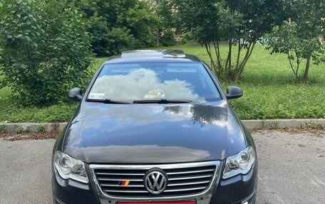 Volkswagen Passat B6, 2005 год, 580 000 рублей, 1 фотография