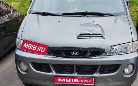 Hyundai Starex I рестайлинг, 2002 год, 700 000 рублей, 1 фотография