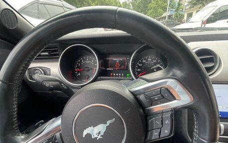 Ford Mustang VI рестайлинг, 2021 год, 3 100 000 рублей, 7 фотография