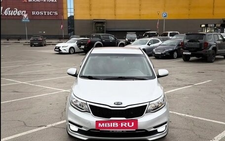 KIA Rio III рестайлинг, 2015 год, 820 000 рублей, 9 фотография
