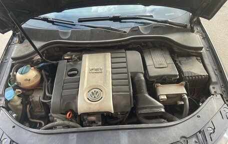 Volkswagen Passat B6, 2005 год, 580 000 рублей, 10 фотография