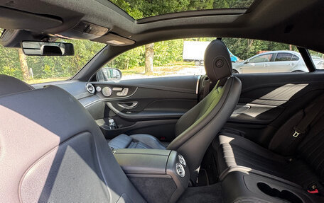 Mercedes-Benz E-Класс, 2019 год, 5 500 000 рублей, 23 фотография