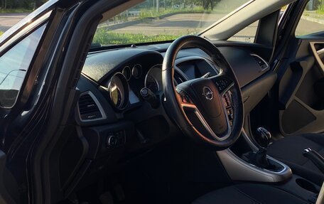 Opel Astra J, 2011 год, 600 000 рублей, 7 фотография