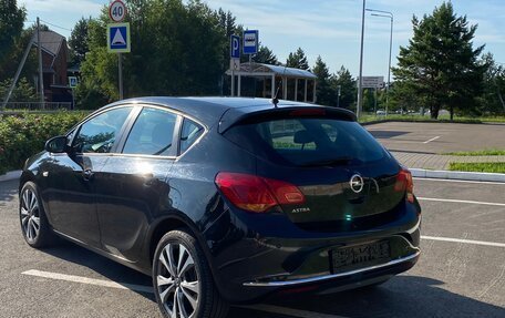 Opel Astra J, 2011 год, 600 000 рублей, 4 фотография