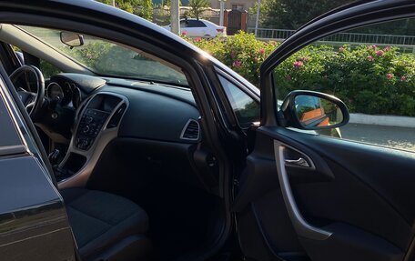 Opel Astra J, 2011 год, 600 000 рублей, 9 фотография