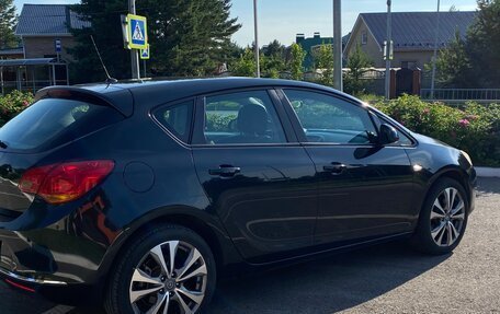 Opel Astra J, 2011 год, 600 000 рублей, 3 фотография
