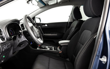 KIA Sportage IV рестайлинг, 2021 год, 2 049 000 рублей, 18 фотография