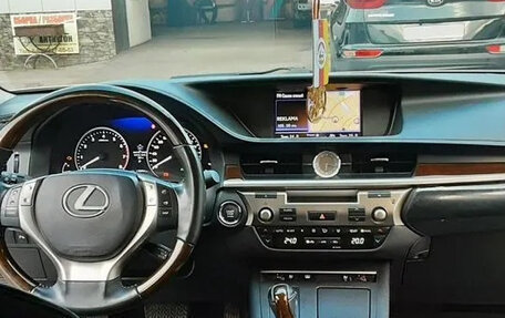 Lexus ES VII, 2013 год, 2 300 000 рублей, 10 фотография