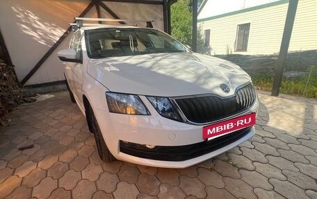Skoda Octavia, 2018 год, 1 749 000 рублей, 2 фотография