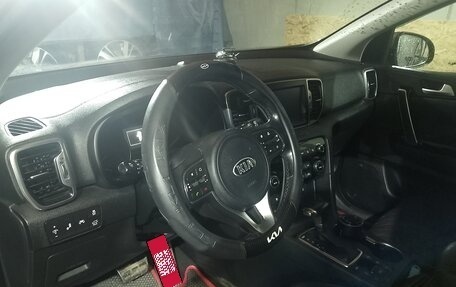 KIA Sportage IV рестайлинг, 2016 год, 2 250 000 рублей, 10 фотография